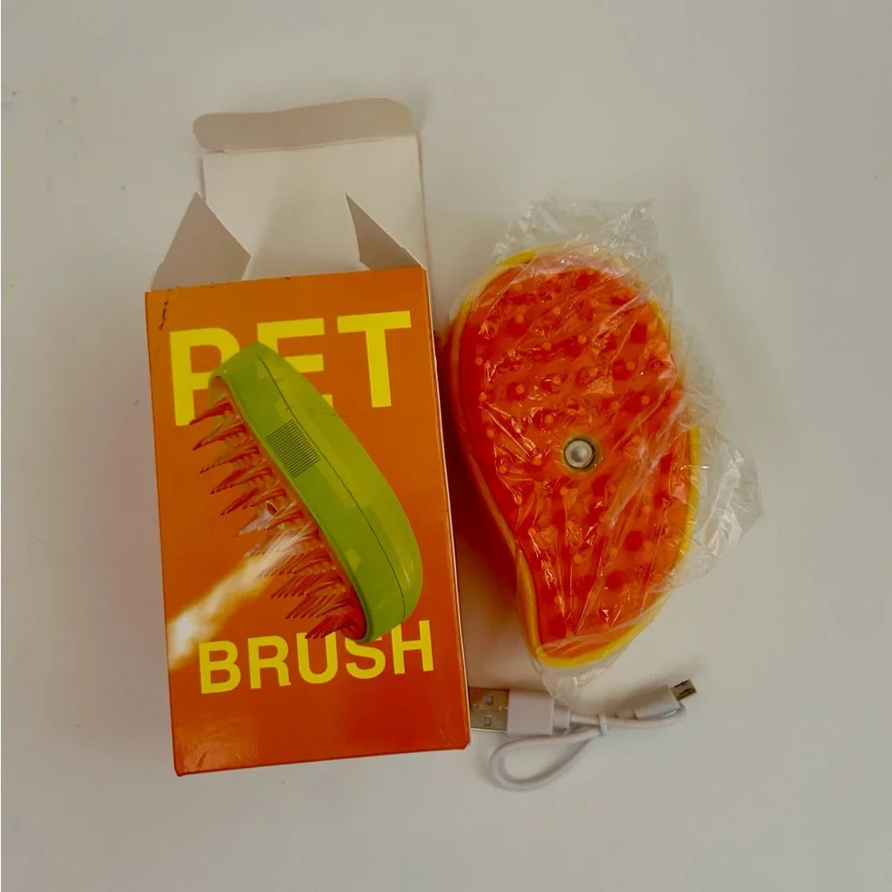 New Pet Massage Brush